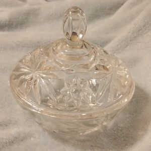 Cut Glass Dish with Lid With Flower & Star…